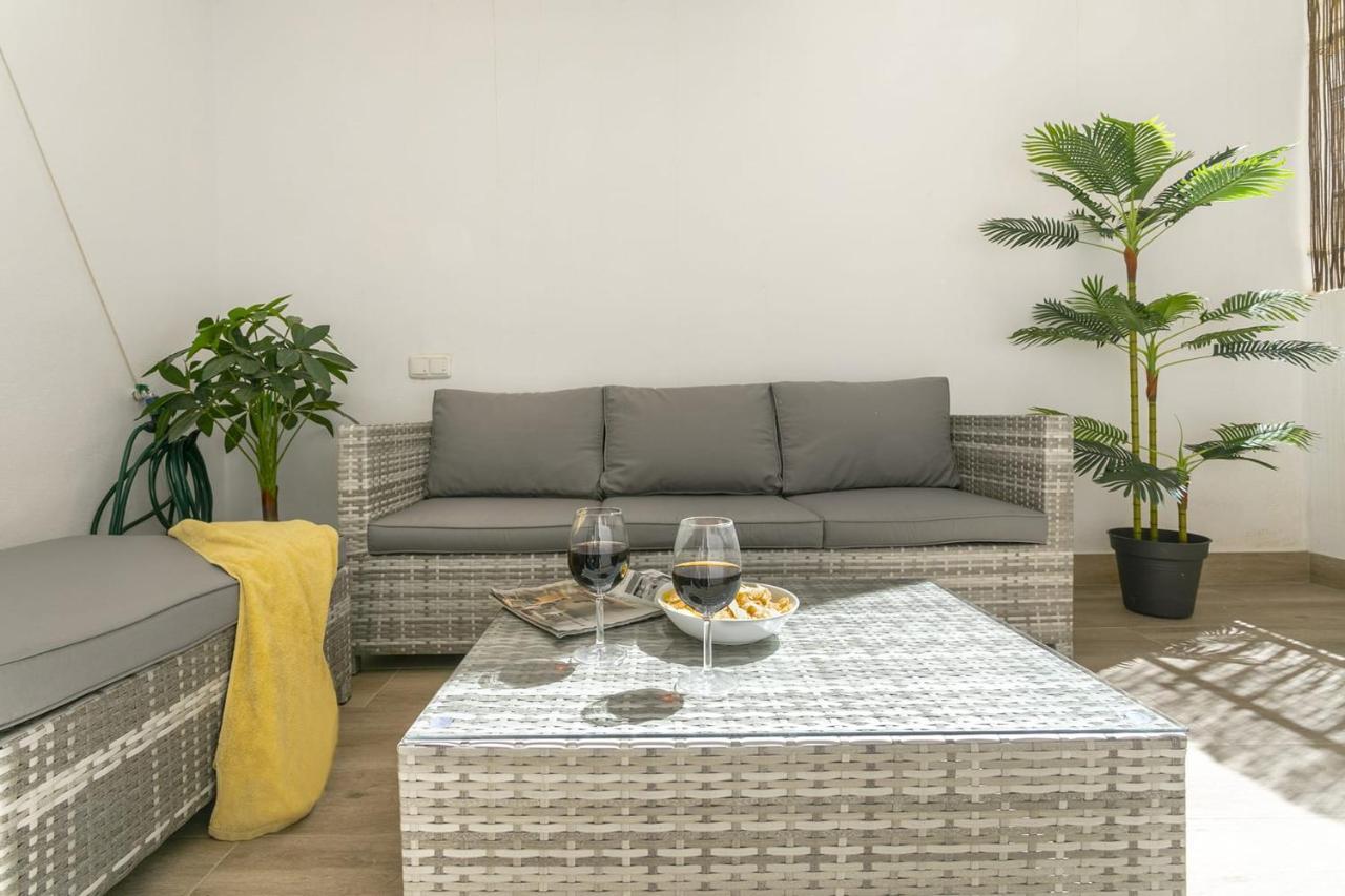 Precioso Apartamento Con Patio Malaga Exterior photo